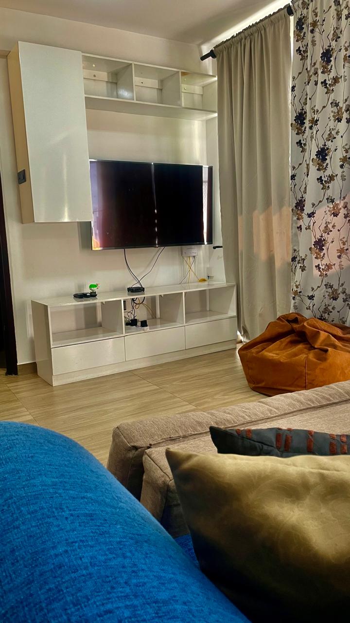 Three-Bedroom Apartment (Lake View Rest) image 2